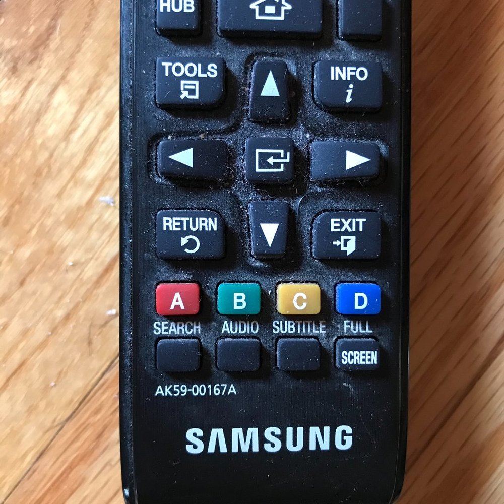 Samsung Smart TV Remote - Picture 4 of 8